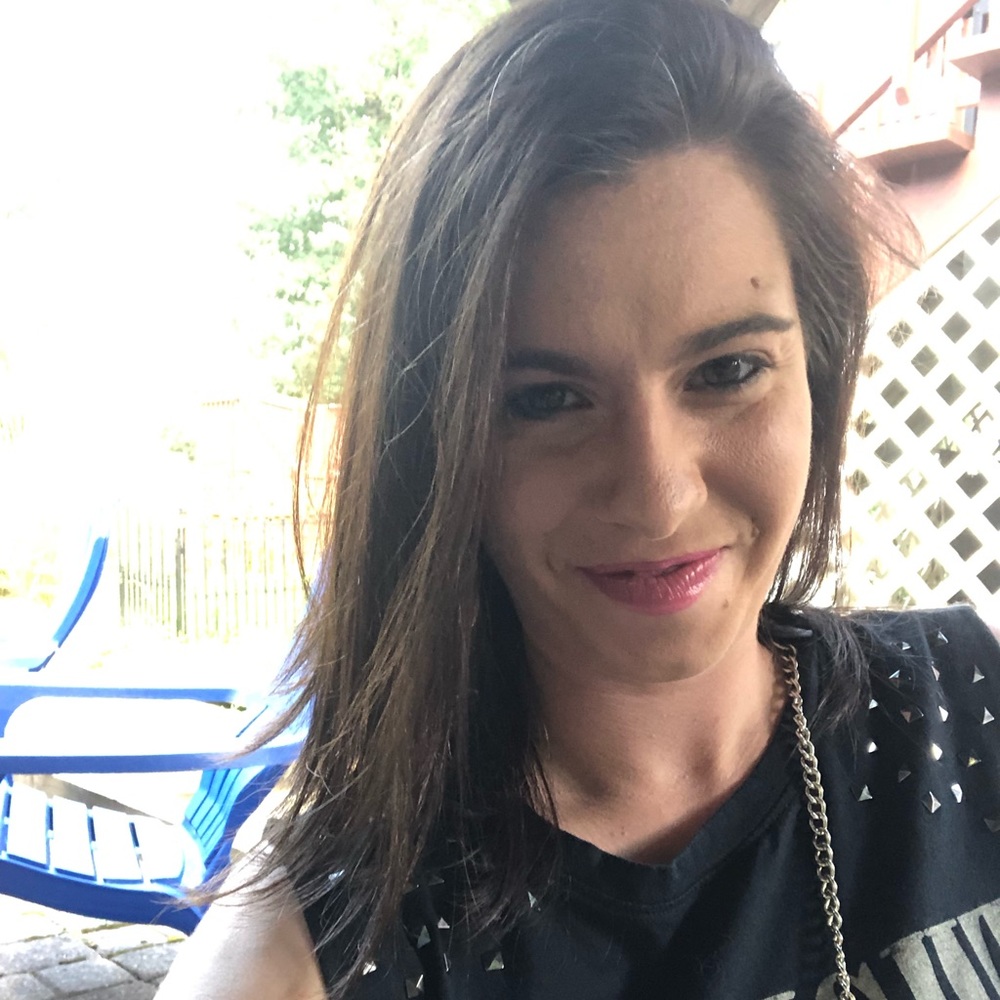 Meet your Posher, Jenna